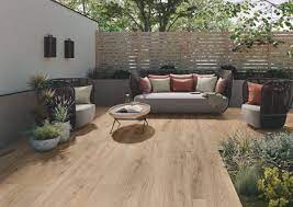 Fliese in charakteristischer holzoptik diese matte, braune fliese überzeugt durch ihre authentische holzoptik. Villeroy Und Boch Terrassenplatte Vilbogarden Oak Line Caramel 40x120 Cm Terrassenplatten In Holzoptik Terrassenplatten Terrassenfliesen