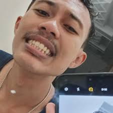 Man was forced to give his unfaithful ex-wife half of his belongings due to  divorce settlements. so he split everything in two gave her half