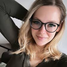 Anne Wünsche Über OnlyFans: Kann für mich und die Kinder Sicherheit  aufbauen | BUNTE.de