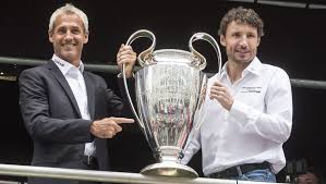22 de abril de 1977 (44 anos) … Mark Van Bommel Saddened By Milan S Recent Decline 90min