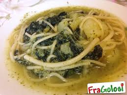 Überraschen sie freunde und familie mit unseren vielseitigen gerichten. Ricetta Minestra Di Spaghetti Patate E Broccoli Ricette Di Fragolosi
