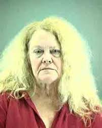 Cheryl Bott's Instagram, Twitter & Facebook