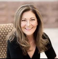 Dawn Knapp's Instagram, Twitter & Facebook