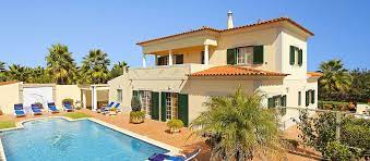Hier können sie günstig 23 private ferienhäuser und ferienwohnungen an der algarve mieten. Ferienhaus Algarve Fur 8 Personen Mit Pool Mieten