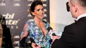 Az rtl klub konyhafőnök vip című műsorának zsűrije. Velvet Gumicukor Rubint Reka A Norbi Update Et Igazgato Szakaccsal Keszul A Konyhafonok Vip Re