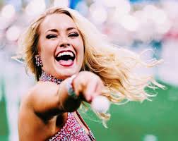 Julia Nolen is a rising junior and Crimsonette. Today she shares her  #whyalphachi and her experience rushing as a Sophomore: “Becoming a member  of Alpha Chi Omega has been one of the