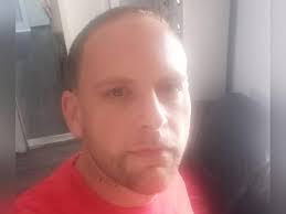 Kevin Ream's Instagram, Twitter & Facebook