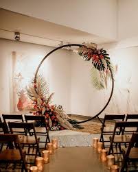 Indoor Boho Wedding Wreath Backdrop 6 Wedding Weddings Weddingideas Bohemian Wedding Inspirasi Tropical Wedding Decor Wedding Ceremony Decorations Wedding Wreaths