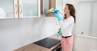 خطوات تنظيف الشفاط العلوي بالمطبخ سوبر ماما