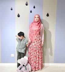 Joy pernah berkahwin dengan hafiz pada 1 mei 2017 sebelum bercerai pada 25 oktober tahun sama. Joy Revfa Arryan Tanya Kenapa Family Kita Ada Dua Org Facebook