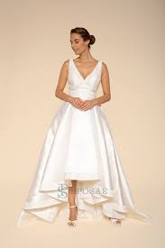 Gli abiti da sposa 2020 sono disponibili nel nostro atelier. La Nuova Collezione Sposa 2020 Di Sposae Blog Consigli Matrimonio E Styles