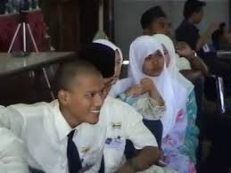 Objektif kajian ini adalah untuk mengetahui persepsi. Institut Kemahiran Mara Johor Bahru Minggu Silaturahim Januari 2004 Part 2 Youtube