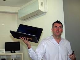 デルの考えるデザインとは 低価格のワークステーションPrecision M2800発表