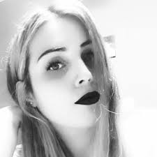 Evelyn Morelli♡ (@EveMorelli15)