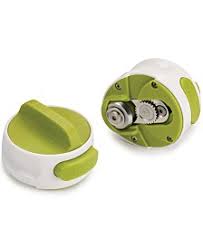 Use it for spiralizing vegetables, creating vegetable noodles from courgettes, carrots, potatoes and more. Joseph Joseph Spiro Three In One Spiralizer Reviews Home Macy S