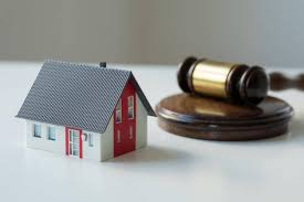 Eine zwangsversteigerung bietet eine günstige gelegenheit zum hauskauf. Zwangsversteigerung Von Immobilien Ablauf Und Tipps