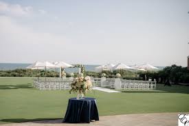 The Grand Terrace Lawn Kiawah Island Wedding Ceremony Designed By Engaging Events Ceremony Beachwedding O Kiawah Island Island Weddings Grand Terrace