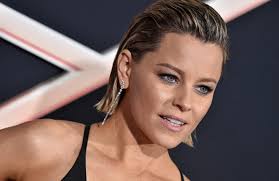 Today (10th february 2018) is the 44th birthday of actor and director,elizabeth banks. Elizabeth Banks Defends Charlie S Angels Reboot You Ve Had 37 Spider Man Movies Complex