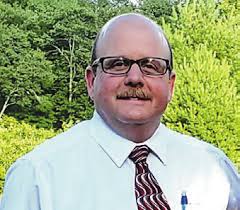 As a 'Country Doctor' retires Dr. Salzberg earns accolades, honors