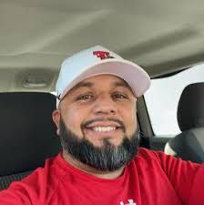 Jaden Ivey exits game after gruesome knee injury 👇🔗