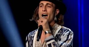 In a february 2021 interview with a corriere della sera magazine, victoria described herself as bisexual, thomas as straight, and ethan as sexually free. Maneskins Hose Zum Beispiel Wurde 2017 Bei X Factor Vorgesprochen Eurovision Song Contest 2021 Nach Welt