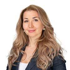 Natalia Sorokina courtier immobilier chez Remax à Brossard