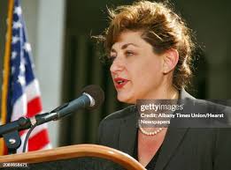 852 Susan Powers Photos & High Res Pictures