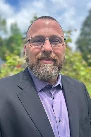 Darren Shelton's Instagram, Twitter & Facebook