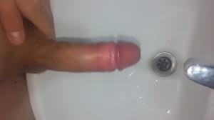ME TOCO SOLO EN MI BAÑO - XNXX.COM
