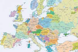 Na poleđini se nalazi geopolitička karta evrope, brojne tematske karte sa mnoštvom praktičnih informacija o državama. Gorje Karta Karta Evrope Sa Gradovima