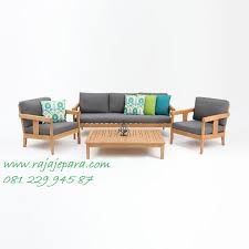 Jika anda membutuhkan kursi atau tempat duduk yang nyaman dan cocok untuk menyambut tamu anda, maka kami adalah produsen furniture jepara rajajepara.com yang tepat. Kursi Tamu Kayu Jati Model Terbaru Minimalis 2020 Rajajepara Com