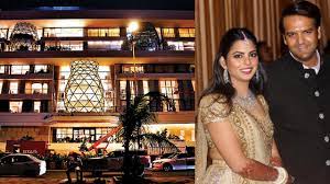 Although it has a lot of air conditioning from the bottom up, the mukesh ambani house has another unimaginable advantage. Isha Ambani And Anand Piramal S House Costs A Whooping 450cr And Our Mind Is Blown Curly Tales