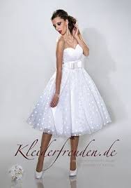 May 19, 2020 · elegantes umstandskleid auch als hochzeitskleid geeignet dieses elegante schwangerschaftskleid aus weißer spitze eignet sich für festliche anlässe und auch als hochzeitskleid. Brautkleid Coco Kleiderfreuden Inh Ewelina Bujalski Neu 499 Euro Rockabilly Brautkleid Hochzeitskleid Rockabilly Braut