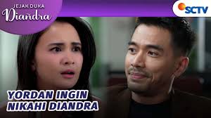 Athalla Naufal adik Verrell Bramasta jatuh sakit. Pasalnya, pemain Rein di  sinetron #TopengKaca mengidap penyakit diare. Lantas, bagaimana Aisyah  Aqilah merawat kekasihnya yang sedang sakit? Intip kisahnya hanya di  #StatusSelebriti #SCTVInfotainment