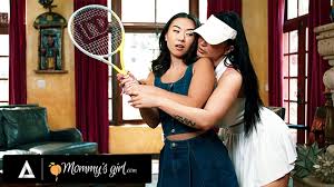 Hot Milf Peeing - Real Piss Action