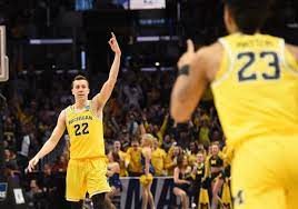 Small forward and shooting guard shoots: Michigan Basketball Duncan Robinson S Start At D Iii Williams Sports Illustrated