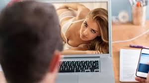 İşyerinde porno izlenme oranları arttı… Arştırmacılar ikiye bölündü - Son  Dakika Dünya Haberleri