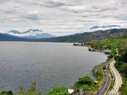 Danau singkarak ini merupakan salah satu objek tempat wisata berupa danau terluas kedua di pulau sumatera. 10 Gambar Danau Singkarak Padang Sejarah Misteri Lokasi Alamat Luas Wisata Asal Usul Mitos Biografi Jejakpiknik Com