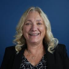 Jay Randell's Instagram, Twitter & Facebook