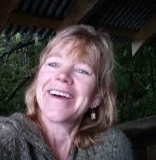 Diana Hammer's Instagram, Twitter & Facebook