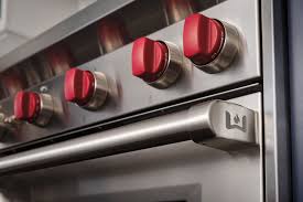 Wolf gas ranges are built with legendary toughness and dependability and loaded with features sure to make an impact on your kitchen. Wolf Ranges Cooking Appliances Arizona Wholesale Supply