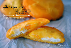 Arepa De Huevo Egg Stuffed Arepa Sweet Y Salado Recipe Arepas Recipes Food