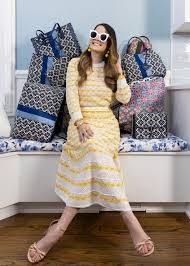 All items are authenticated through a rigorous process overseen by experts. Meet The New Kate Spade Flower Jacquard Bag Style Charade