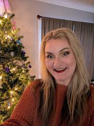 What a feeling 🥰 #christmasmagic #christmasseason #momsatchristmas  #christmasinspo