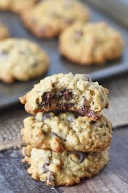 How To Make The Best Oatmeal Chocolate Chip Cookies Made With Old F Oatmeal Chocolate Chip Cookie Recipe Oatmeal Chocolate Chip Cookies Chocolate Chip Oatmeal