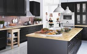 Ikea Akurum Kitchen Cabinets In Brown Add Some Glass Cabinets On Top Cozinha Ikea Ikea Cozinha