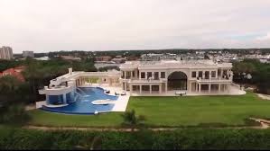 Epingle Par Mahamadou Leger Sylla Sur Maison Villa De Reve Maison De Luxe Le Palais