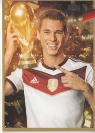 He trains his pokemon hard but fair, rewarding their hard work with gifts and treats (he bought them all cherish balls for their hard work in the league. Pin On Die Mannschaft Dfb