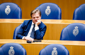 Geboren op 8 januari 1974 in den haag burgerlijke staat: Cda Leden Verontwaardigd Partijtop Wil Van Pieter Omtzigt Af Het Parool