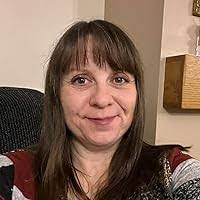 Irene Hart's Instagram, Twitter & Facebook